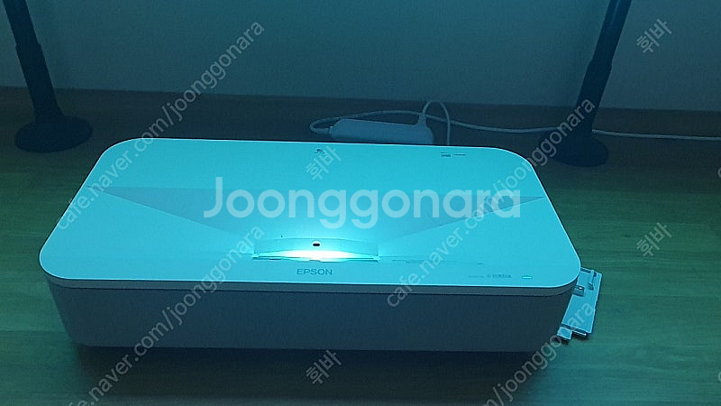 앱손 EH-LS800W 초단초점 빔프로잭트 팔아요--2