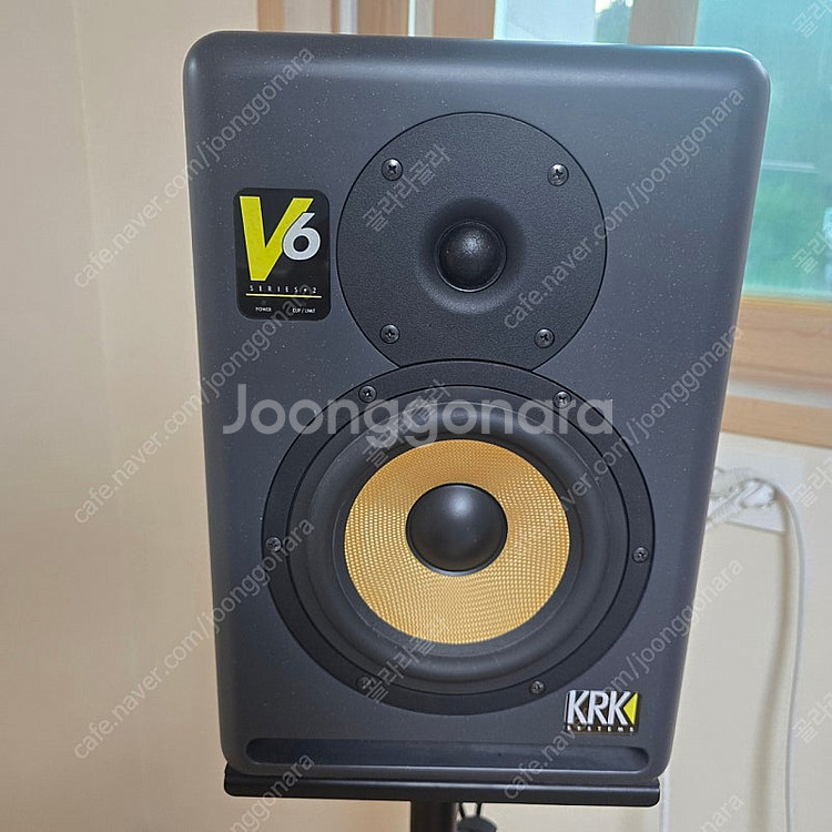 스피커 KRK V6 S2 팝니다--0