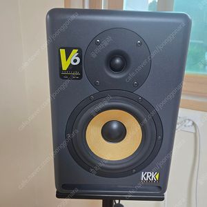 스피커 KRK V6 S2 팝니다