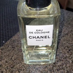 샤넬 향수 오드 코롱 200ml입니다