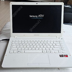 삼성전자 NT455R4J-X63M 노트북 팝니다.