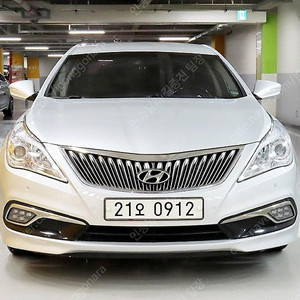 그랜저 중고 가격 중고 그랜저 은색 2016년식 HG240 MODERN 컬렉션 중고자동차