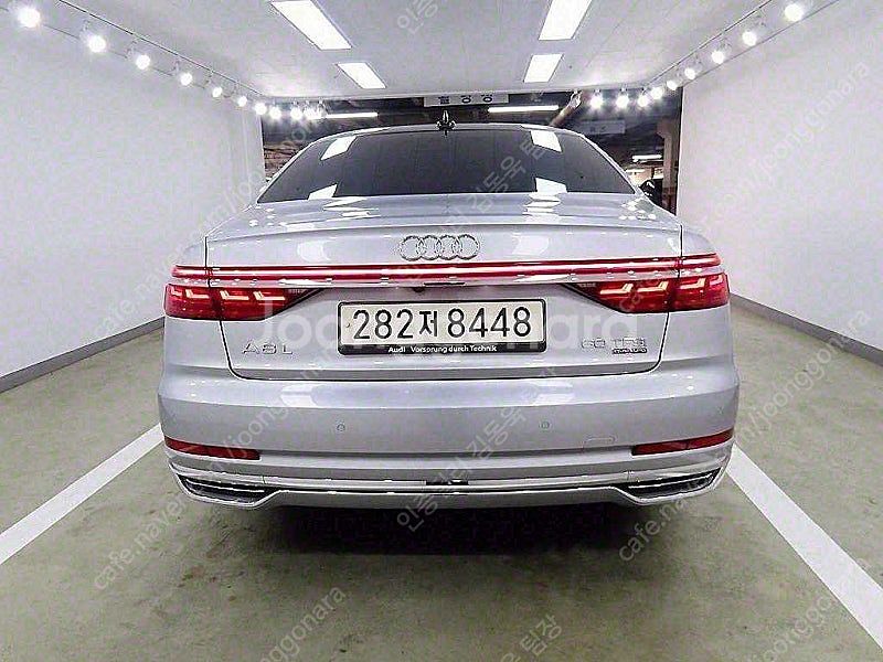 74,131 km 아우디 A8 중고 아우디 A8 중고차...--8