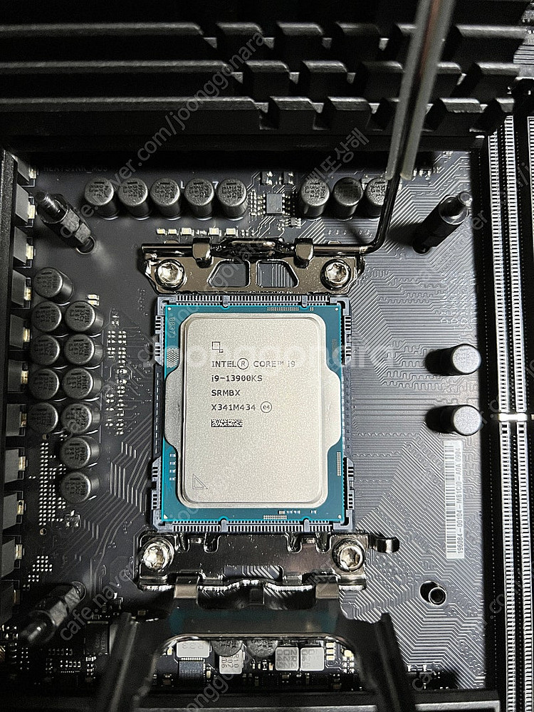 인텔 코어i9 13세대 13900ks + ASUS RO...--0