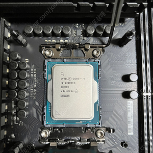 인텔 코어i9 13세대 13900ks + ASUS ROG MAXIMUS Z790 HERO 팝니다