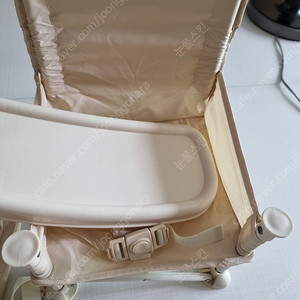후 부스터 의자