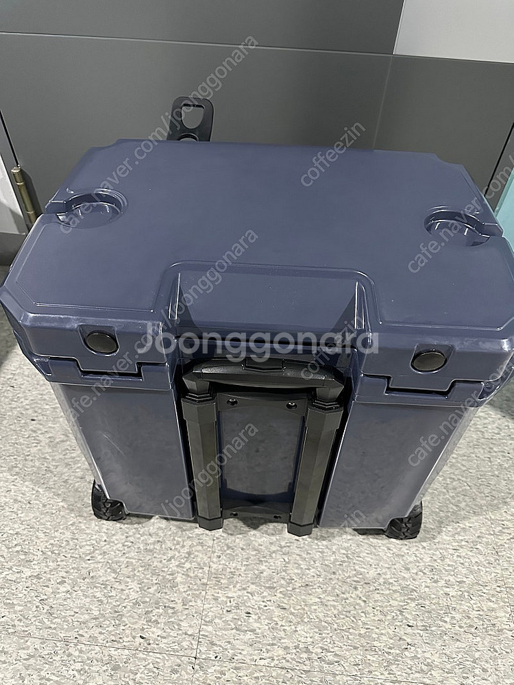 락앤락 핸들 하드 쿨러 바이올 렛 아이스박스 35L--3