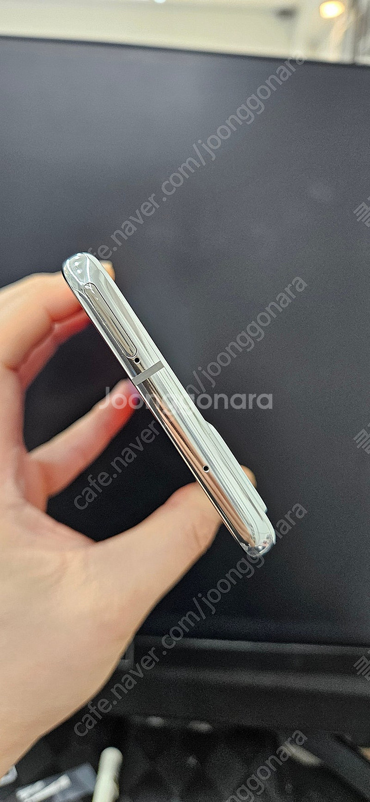 갤럭시A퀀텀2 A826 128G A급 화이트 13만 인...--3