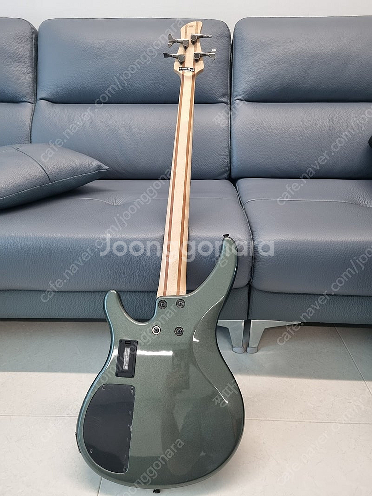 4현 야마하 베이스기타 TRBX304 판매합니다.--5