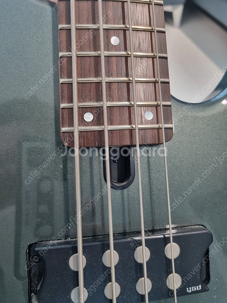 4현 야마하 베이스기타 TRBX304 판매합니다.--6