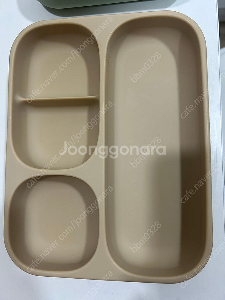 모윰 실리콘 식판 유아식판 판매합니다--1