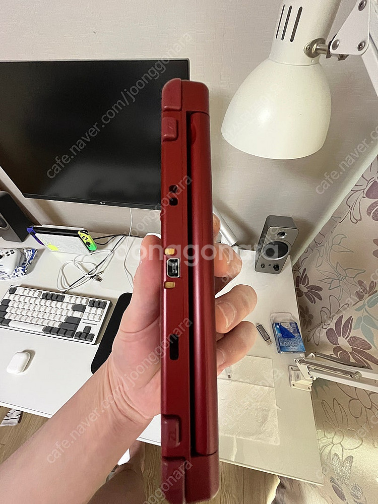 뉴3ds xl 메탈릭레드 극미 중고 sd메모리128g+...--4