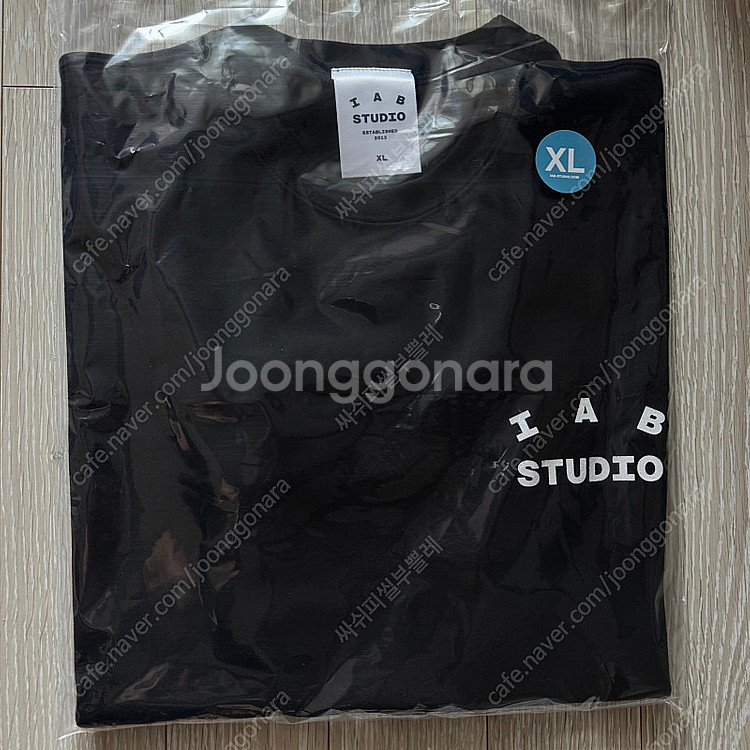 [XL] IAB Studio 아이앱 스튜디오 티셔츠 블...--2
