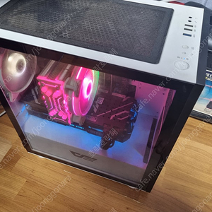I7-10700, RTX 2060 SUPER 게이밍 컴퓨터 판매합니다
