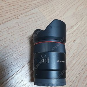 [ 소니 ] 삼양 24mmF1.8 24.8 판매합니다.