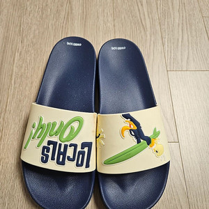Locals Only 남성슬리퍼 반값택배 포함 7천원에 팝니다