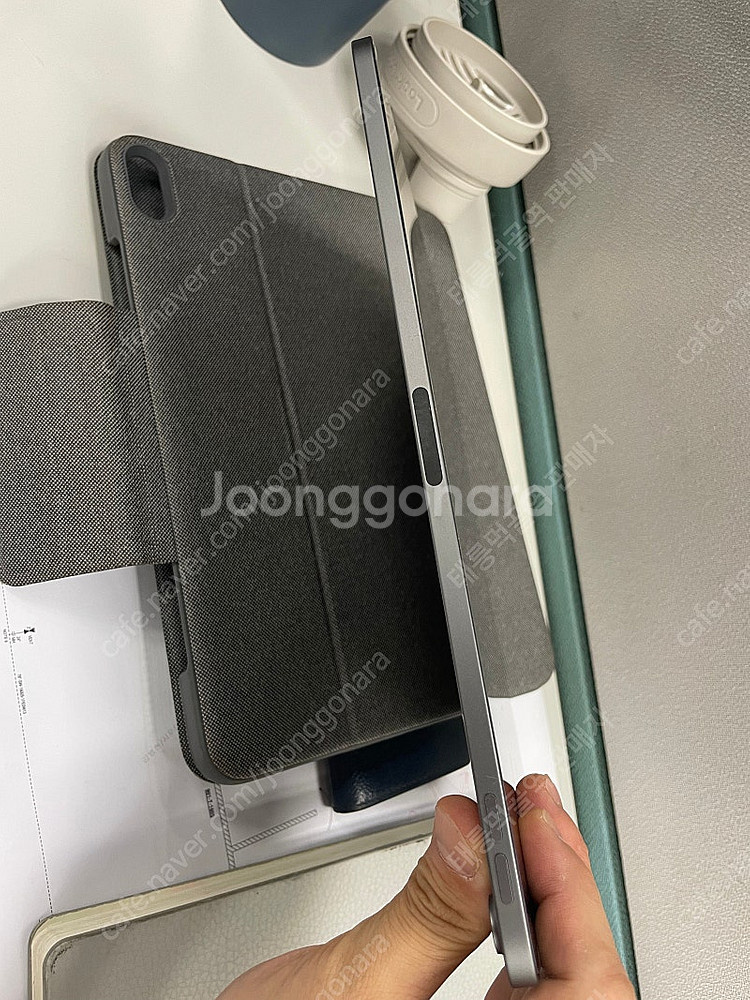 아이패드 에어4 256 wifi + 로지텍 폴리오 터치...--3