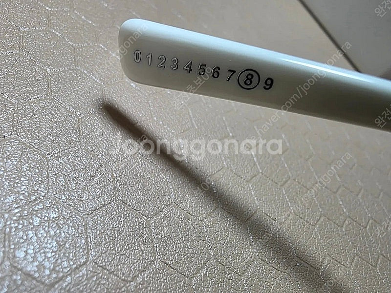 메종 마르지엘라 젠틀 몬스터 MM106 흰색 선글라스--7