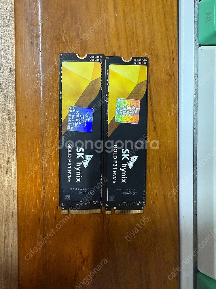 하이닉스 p31 도우정보 정품 1tb 두개 일괄 18만...--0