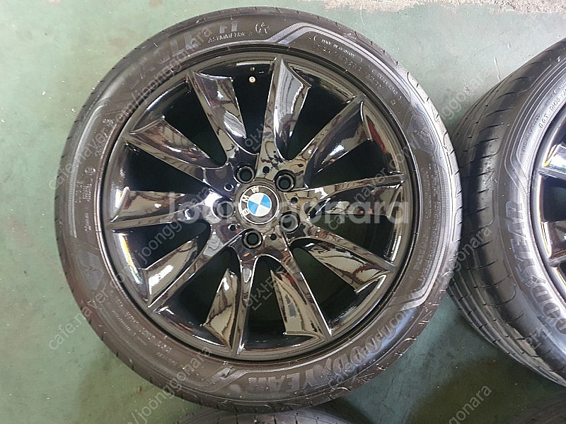 [판매] BMW 5시리즈 터빈 18인치 휠타이어 판매합...--4