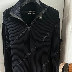 스톤아일랜드 니트 반집업