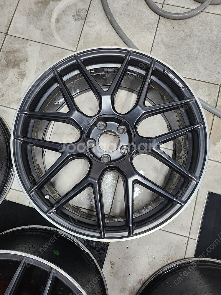 벤츠 amg 20 인치 휠 상태양호--3