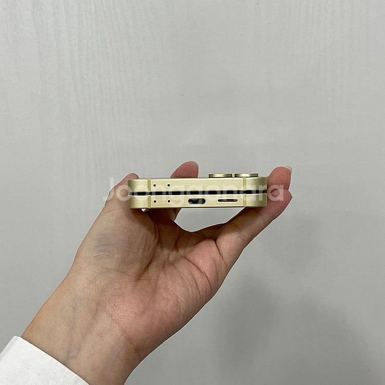 03852 갤럭시Z플립6 옐로우 256GB 부산 중고폰...--5