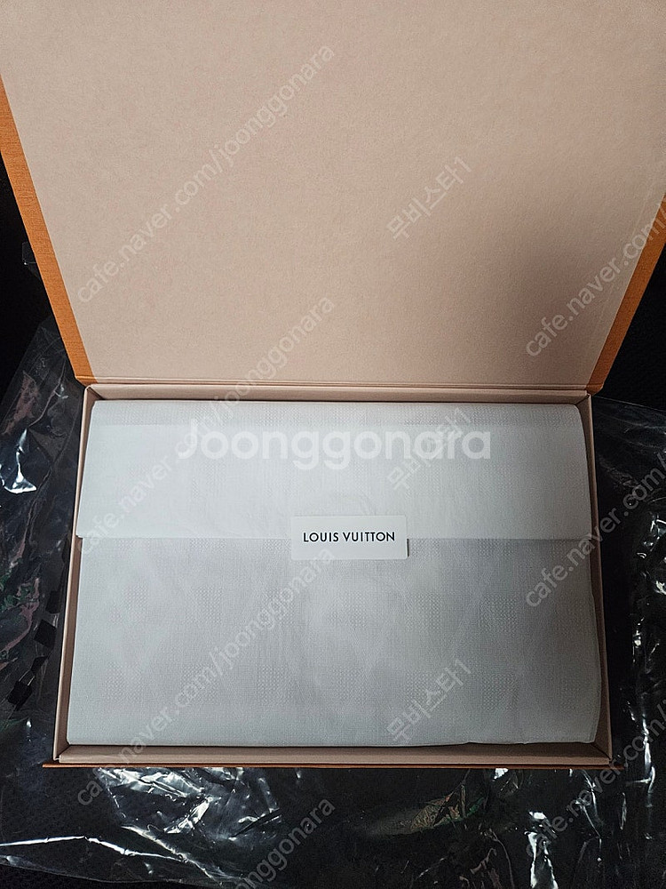 루이비통 에센셜 머플러--1