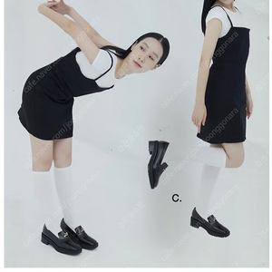 (새상품) 이에이에 소가죽 로퍼 230 블랙/네이비