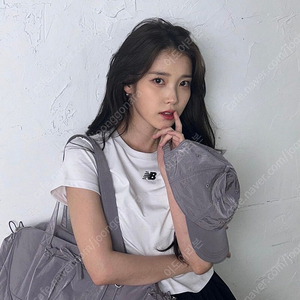 (공홈정품) 뉴발란스 글로시 리본 더플백 프레클 에이치모드 페일제이드 글로니 낫유어로즈 오버듀플레어 온무드 메이비베이비 스무드무드 시눈 스컬프터 마조네 플레따 그로브