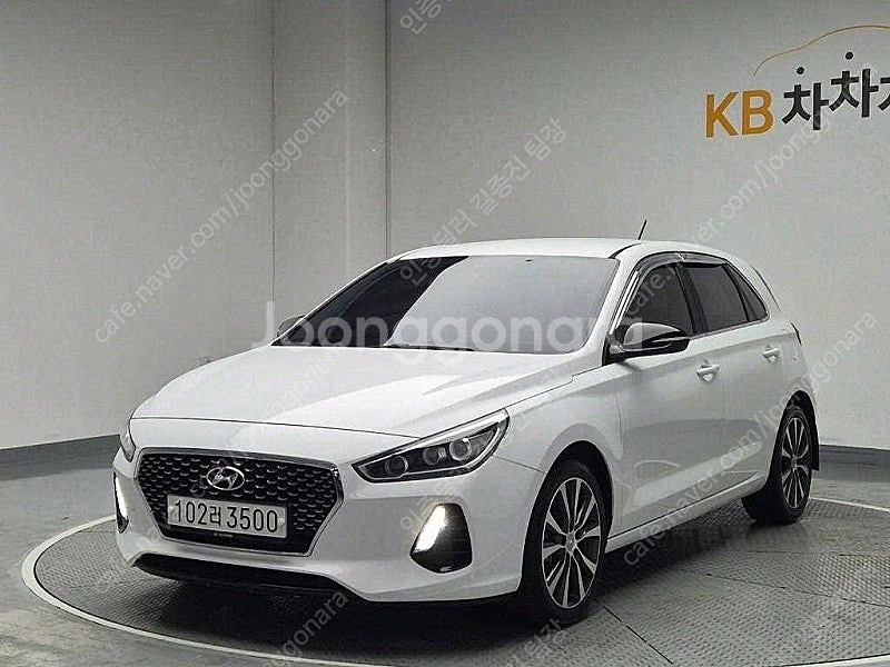 현대 i30 중고 i30 흰색 2018년식 1.4 터보...--0