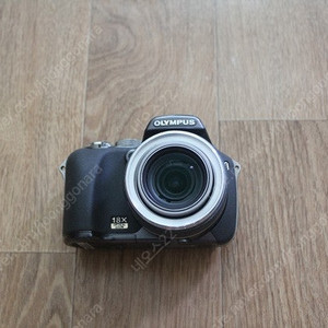 올림푸스 하이엔드 SP-550UZ 18X줌 디카팝니다. - 6.5만원​