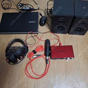 기본 녹음장비 삼성 i3 2300 노트북 커즈와일모니터스피커 포커스라이트2i2 마이크 오디오인터페이스 헤드셋 팝니다.