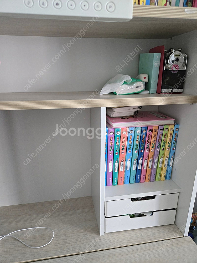 데스커책장책상 세트 1400 팝니다--2