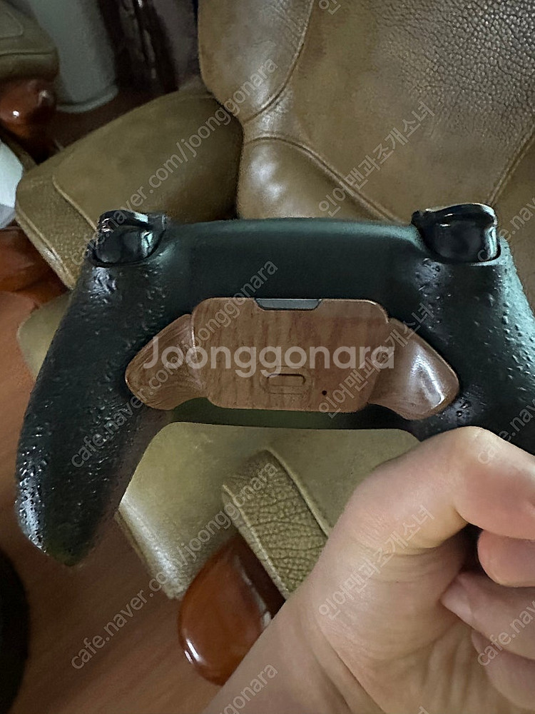 Ps5 디스크 + 스탠드 + 갓오브워 풀박스--2