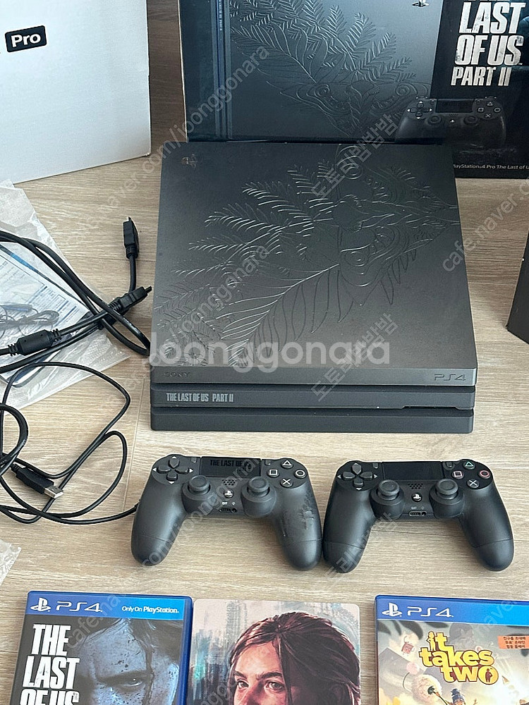 플스4 프로 라오어 에디션 1TB (한정판 모델) + ...--7