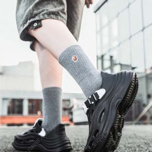 [새상품 팝니다]여름 필수 아이템 싸게 판매합니다^^깔창과 지비츠도 8개 더 드립니다