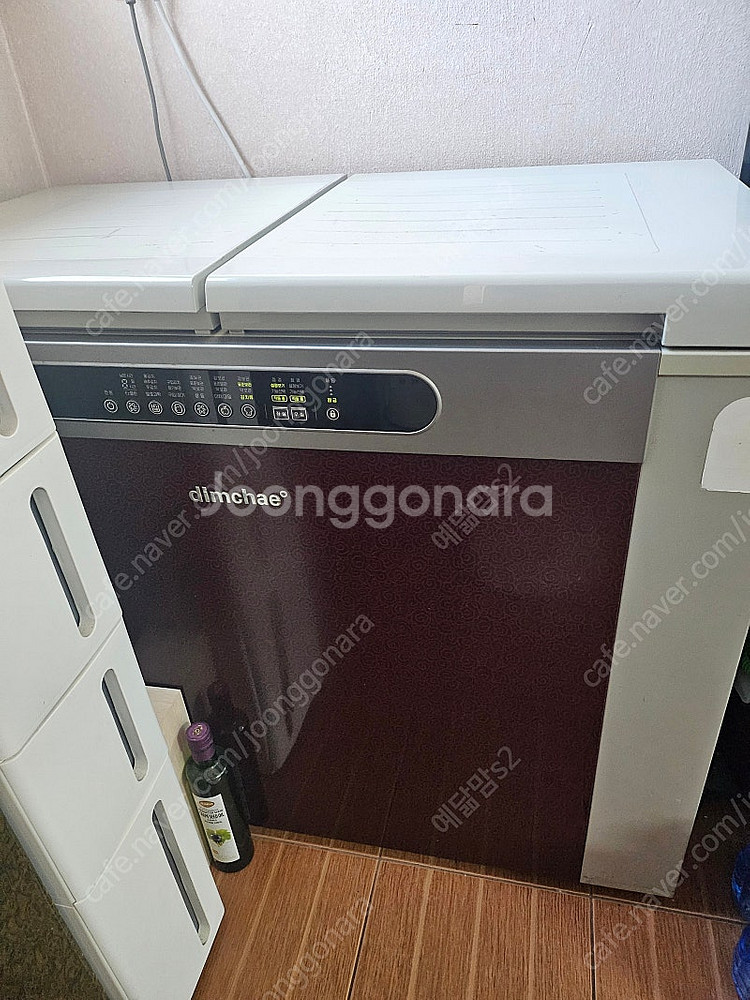 딤채 뚜껑형 김치냉장고 고장없음 쓸만해요--0