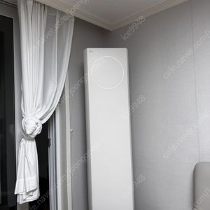 완전 깨끗한(1년 사용) LG 휘센 오브제컬렉션 2in1 타워 에어컨 FQ18ET4BA2 판매합니다.