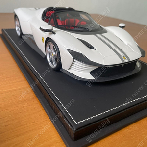 1:18 bbr 페라리 데이토나 sp3 판매합니다~ (bbr,오토아트,미니챔프,얼모스트리얼)