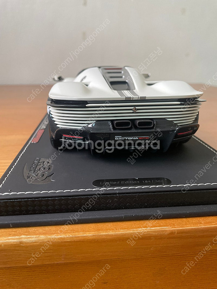 1:18 bbr 페라리 데이토나 sp3 판매합니다~ (bbr,오토아트,미니챔프,얼모스트리얼)--3