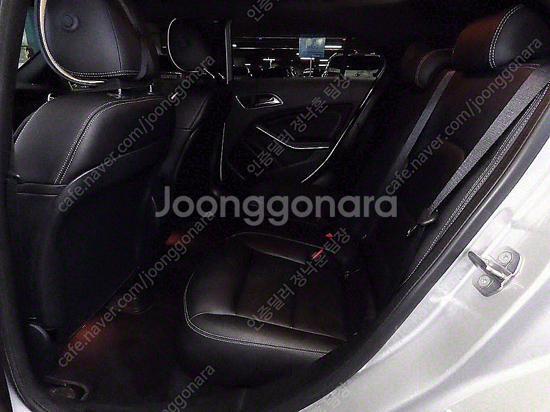 벤츠 A클래스 중고 A클래스 벤츠 중고 은색 2018년...--8