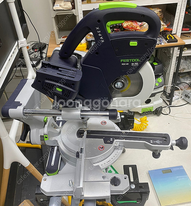 페스툴 KSC 60 EB 충전슬라이딩 베어툴 판매합니다...--0