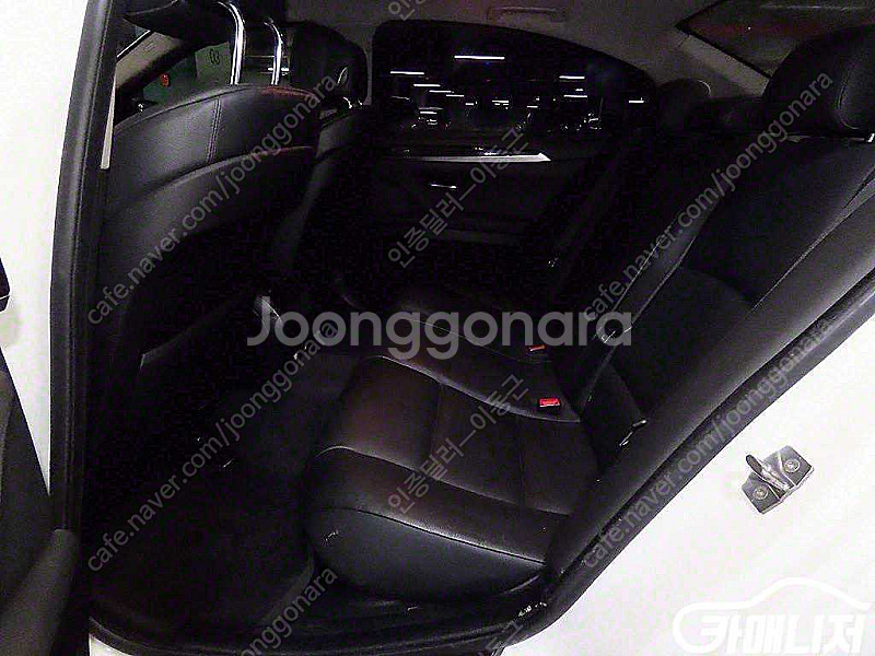 [BMW]5시리즈 (F10) 520d (0톤) | 2010 | 145,068km년식 | 미선택 | 수원 | 690만...--7