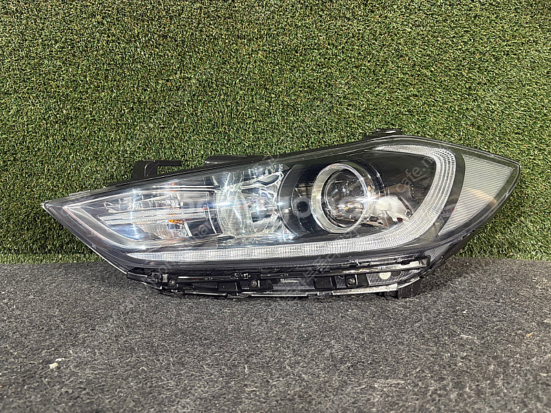 [판매] 현대 아반떼AD 중고 LED,HID헤드라이트 ...--0