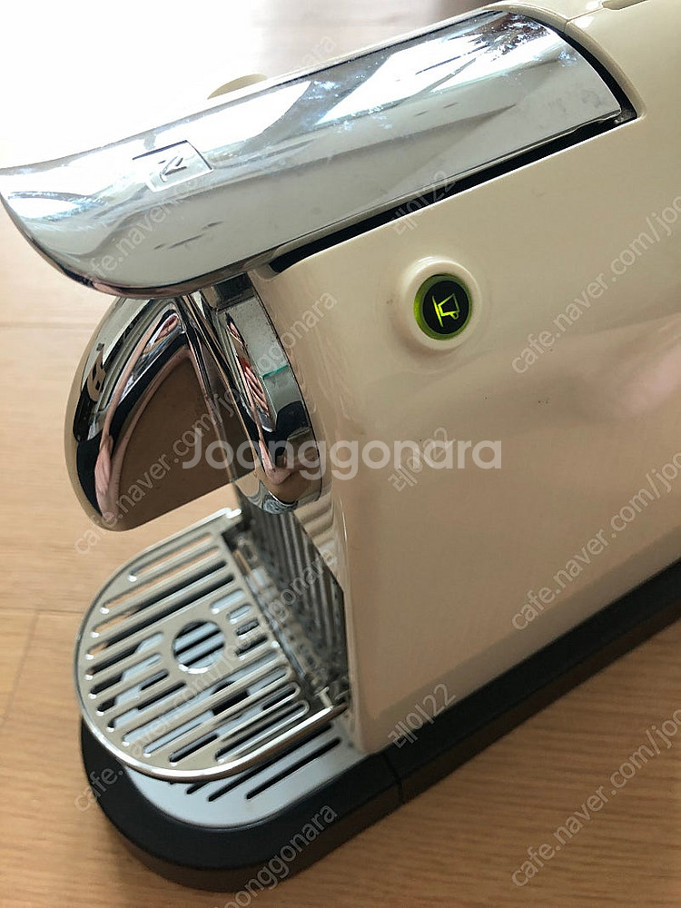 네스프레소 시티즈 드롱기--4