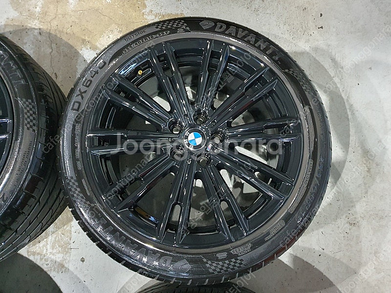 BMW G20 3시리즈 790M 18인치 순정 휠타이어...--4