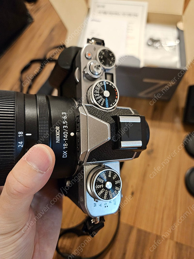 니콘 zfc 실버 + zdx 18-140mm 일괄--6