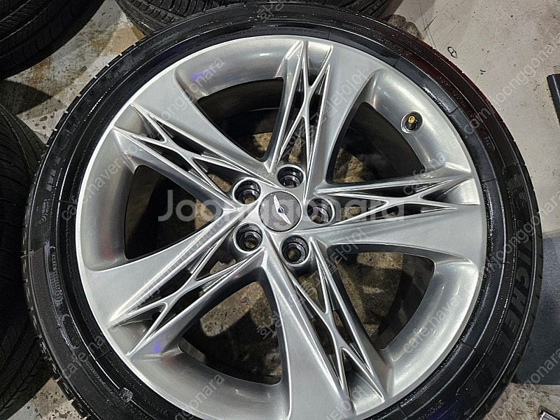 제네시스G90 RS4 20인치 순정 휠타이어 판매합니다--2
