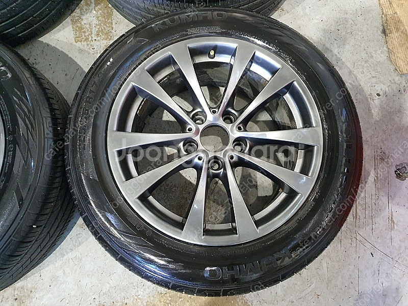 BMW F35 3GT 17인치 순정 휠타이어 판매합니다--0